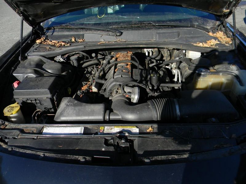 2010 Dodge Charger 5.7l V8 Used engine 2