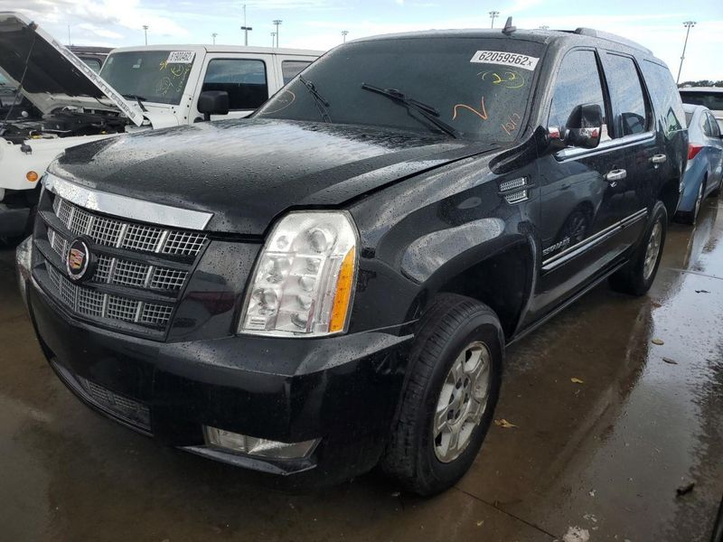 2013 Cadillac Escalade 6.2l V8 Used engine 2