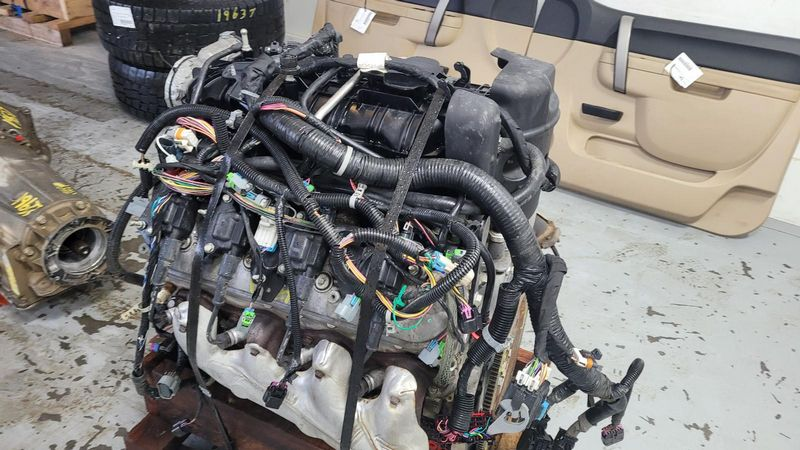 2009 Gmc Yukon 6.2l V8 Used engine
