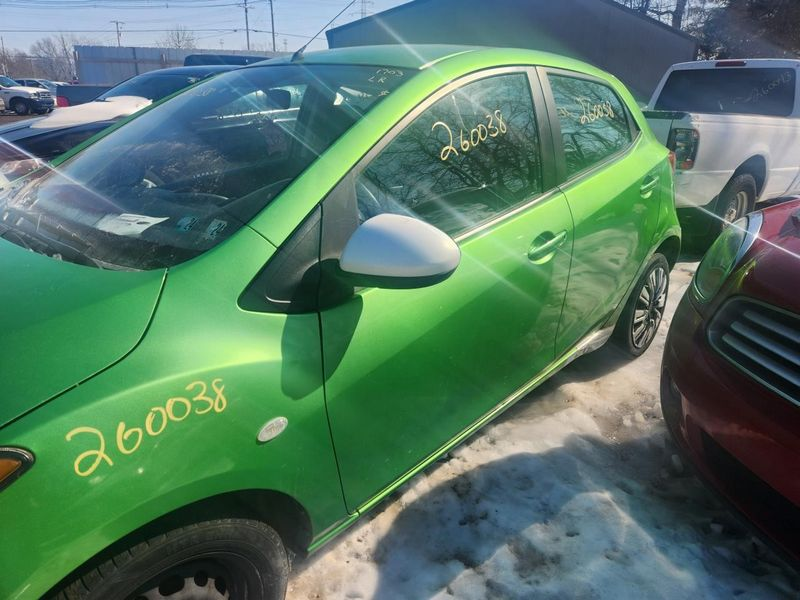 2012 Mazda 2 1.5l Vin Y 8th Digit Used engine 2